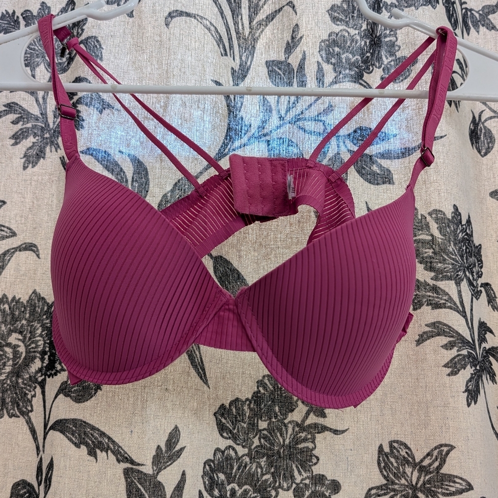 Hurley - Hot Pink Ribbed Underwire Padded Bra w Adjustable Straps - Size 34C